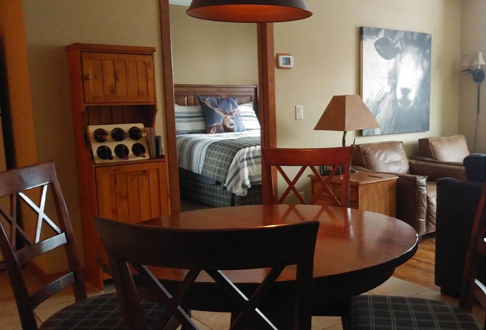 MasterBedroom1.jpg
